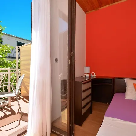 Apartman D Large With Big Terrace Next To The *